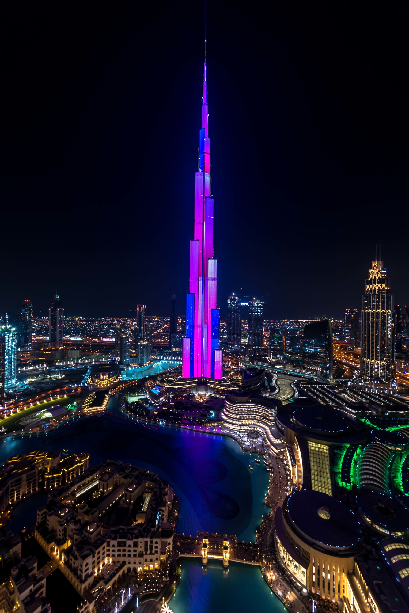 Light up of Burj Khalifa